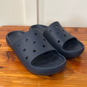 NWOT Crocs Classic Slide Unisex Navy